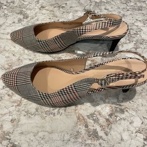 Pretty Ann Taylor shoes